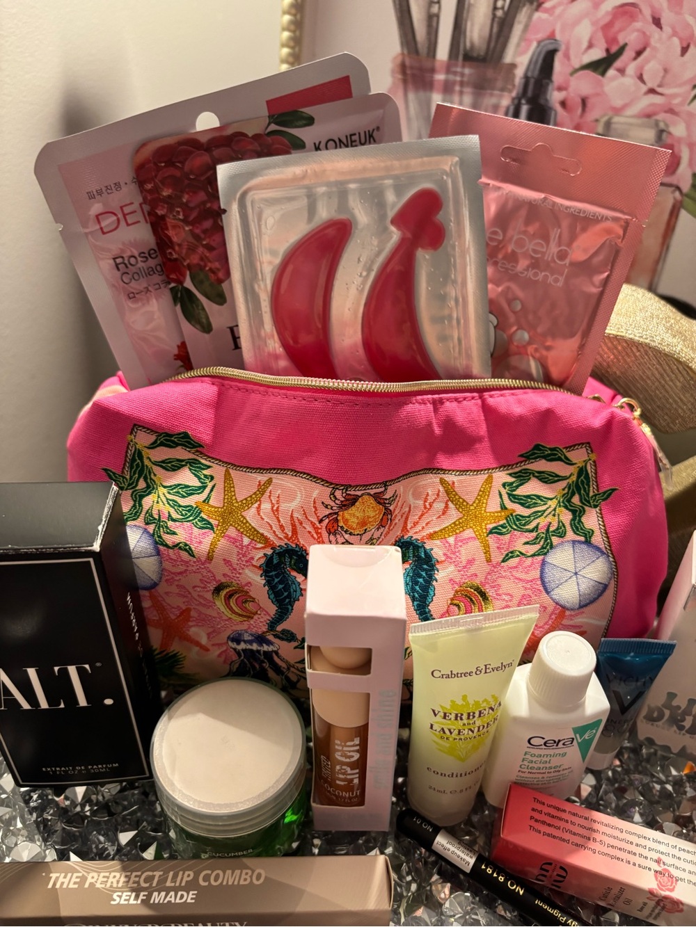 Assorted Women’s Makeup & Skincare 17pc - Picture 4 of 8